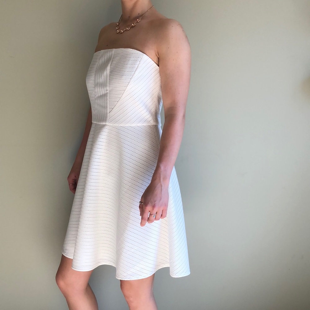 Strapless White Express Dress